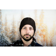 Кафява плетена зимна мъжка шапка