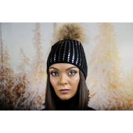 Черна дамска зимна шапка естествен пух звездички