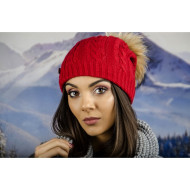 Плетена зимна дамска шапка червена с помпон