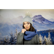 Дамски светлосин зимен шал тип яка