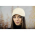 Плетена дамска шапка с козирка в екрю
