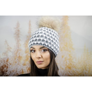 Дамска шапка с двойна плетка в бяло и сиво