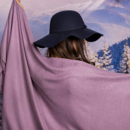 Дамски едноцветен шал лилав