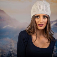 Сива дамска шапка Сива дамска шапка