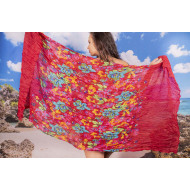 Ефирен плажен шал в червено на цветя Ефирен плажен шал в червено на цветя