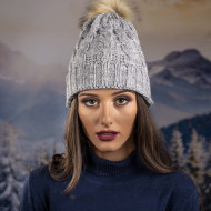  Дамска зимна шапка сива